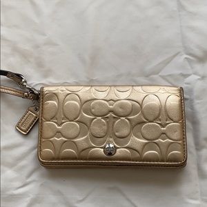COACH Gold Wallet Phone Wristlet Clutch